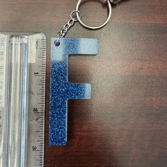 “F” Keychain - Picture 6 of 6